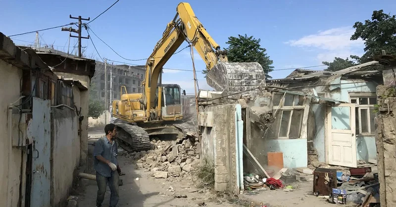 Bakının bu ərazilərində söküntü başladı