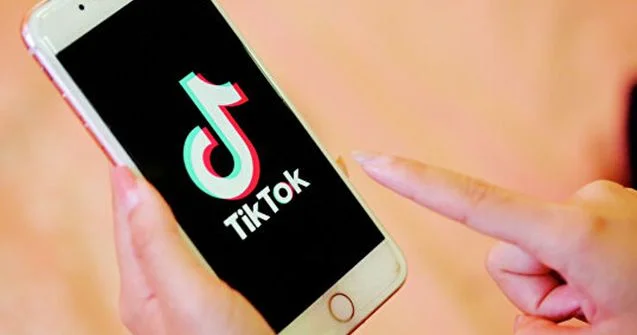 “TikTok”da qadınları şantaj edən şəxs saxlandı