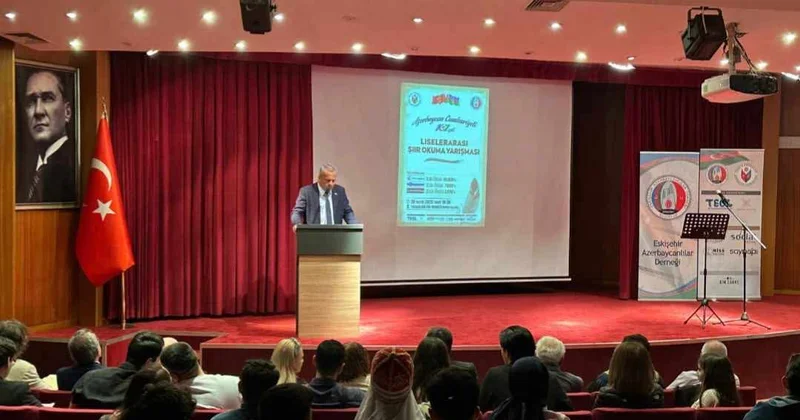 Eskişehrdə Liseylerarası şeir oxuma yarışması düzənlənib