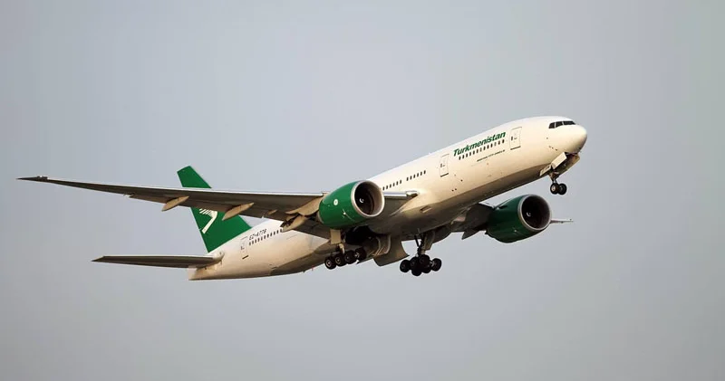 Türkmənistan 1 iyundan Moskvaya aviareysləri dayandıracaq