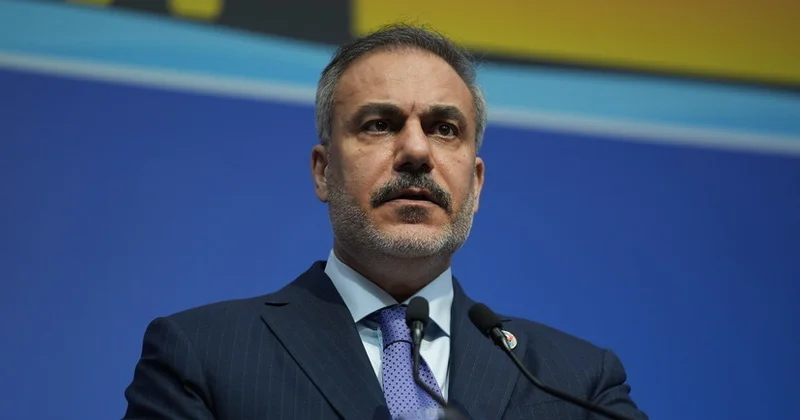 Fidan Türkiyənin Ukraynada “real” atəşkəslə bağlı fikirlərini Rusiyaya çatdırıb