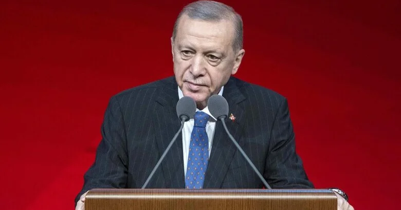 Ərdoğan çempion “Qalatasaray”ın heyəti ilə görüşüb