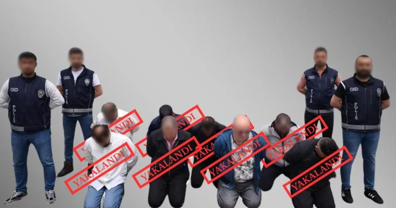 Türkiyə polisi İnterpol un axtarışında olanlara diz çökdürdü FOTOLAR