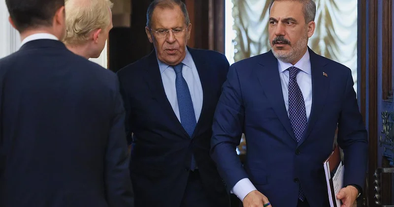 Лавров и Фидан обсудили подготовку к переговорам РФ и Украины в Стамбуле 2 июня