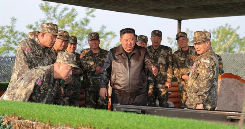 Ким Чен Ын посетил соревнования артиллеристов