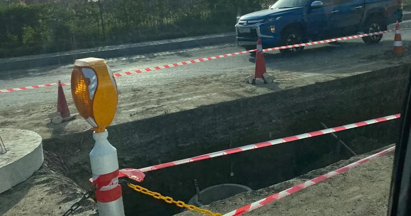 Bu yolda təmirə görə kilometrlərlə tıxac yarandı FOTO