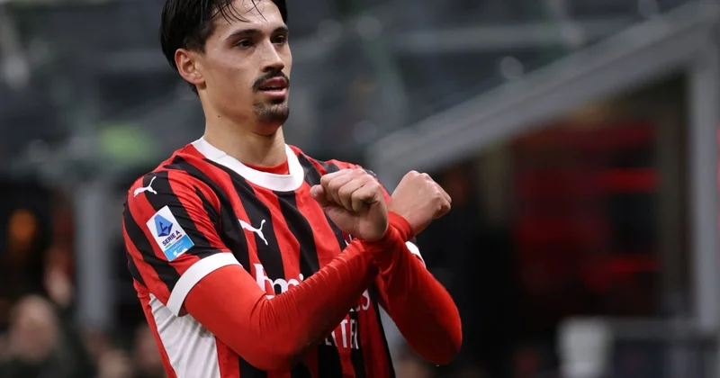 Milan Reyndersi rekord qiymətə sata bilər