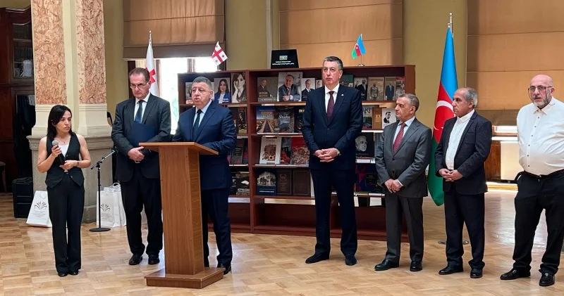 Gürcüstan Milli Kitabxanasında “Azərbaycan ədəbiyyatı guşəsi” yaradılıb