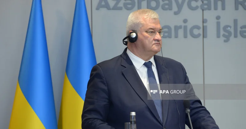 Ukrayna XİN rəhbəri Zelenski Putin görüşünün mümkünlüyünə münasibət bildirib