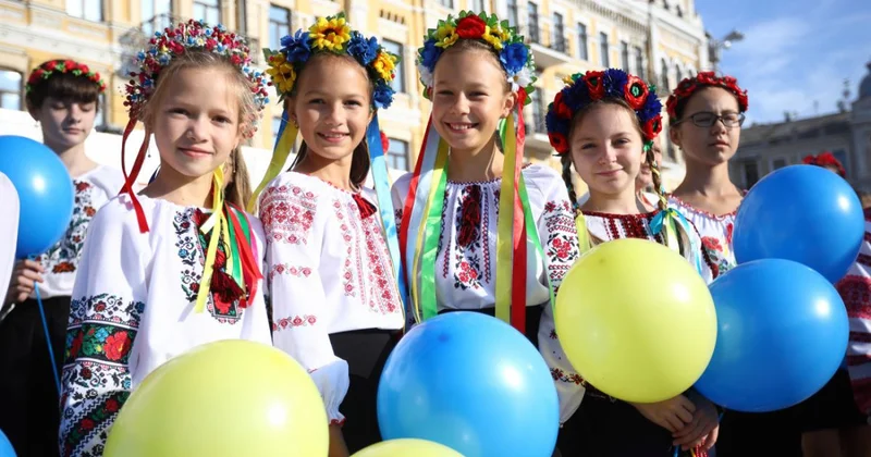 Указ Зеленского: День защиты детей перенесен на 20 ноября