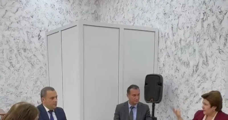 Deputat Tənzilə Rüstəmxanlı Neftçala şəhər ofisində seçiciləri ilə görüş keçirib