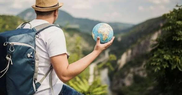Qlobal turizm xərcləri 2 trilyon dolları ötüb