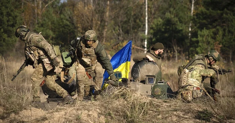 Командующий ВС Нидерландов заявил о ключевой роли ИИ на поле боя в Украине