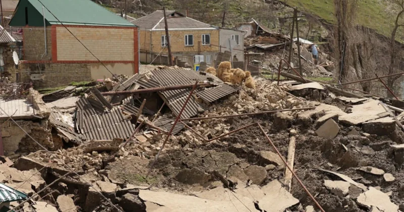 Дамбу на въезде в одно из дагестанских сел размыло из за ливней