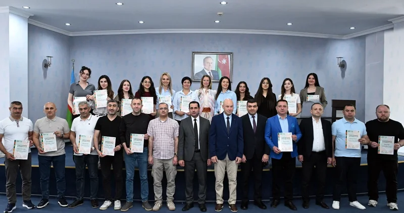 Federasiyaların təmsilçilərinə sertifikatlar təqdim olunub FOTO