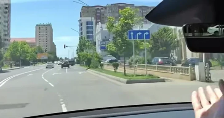 Новая схема движения на улице Рафиева в Баку вызвала недоумение автомобилистов: реакция AYNA