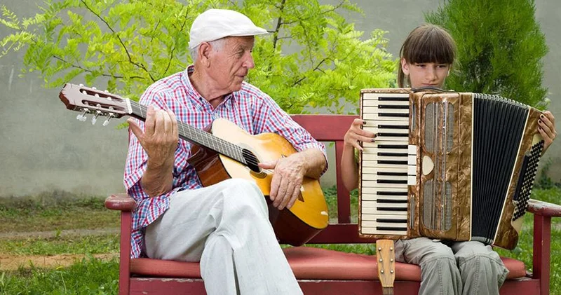 Musiqi alətində ifa etmək beyin çürüməsi nin qarşısını alır