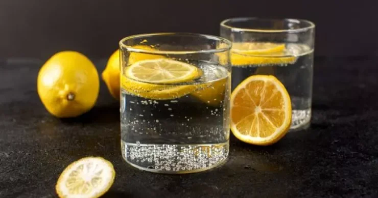 Limonlu su zərərli ola bilər Bu məhsullarla qarışdırmayın