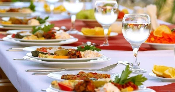 İctimai iaşə sektorunda dövriyyənin artmasına səbəb nədir?