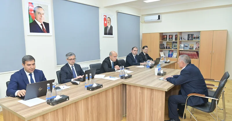 Elm və təhsil naziri Daşkəsəndə vətəndaşları qəbul edib