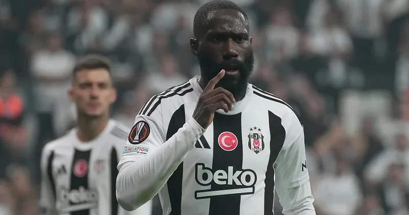 Beşiktaş Artur Masuaku ilə yollarını ayırıb