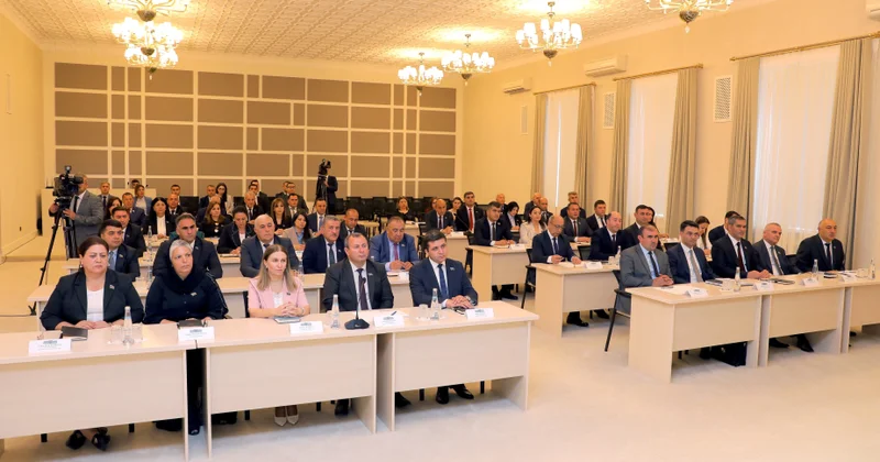 Ali Məclisin növbədənkənar sessiyası keçirilib