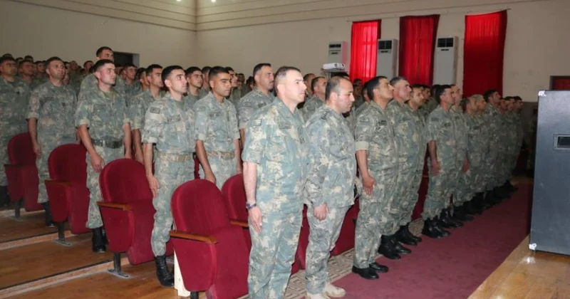 Hərbi hissələrdə tədbirlər keçirilib