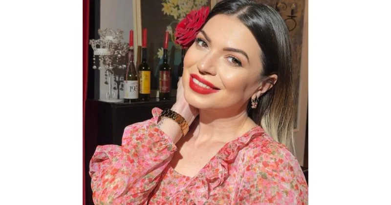 Zümrüd Qasımova: “Özümü Vaqif İbrahimoğlunun əsəri kimi görürəm”