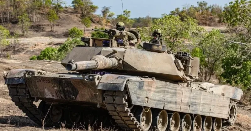 Abrams M1A1SA с австралийским камуфляжем замечены в Польше