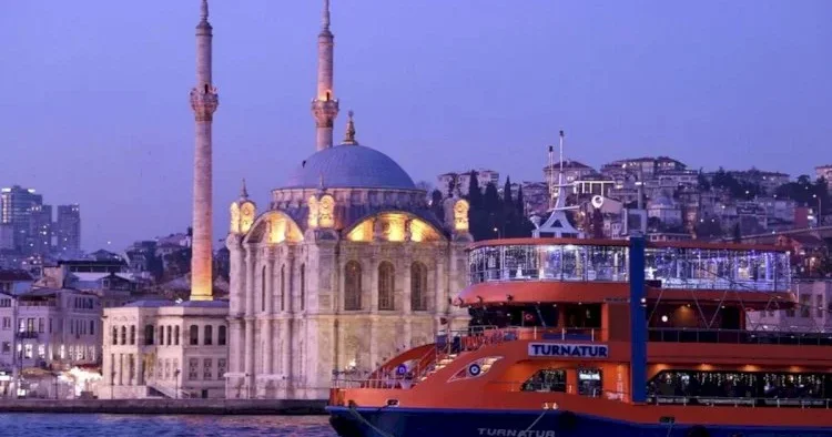 Dənizə girmək qadağan edildi