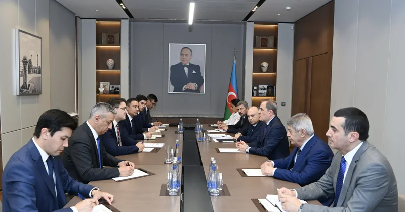 Azərbaycan Özbəkistan müttəfiqliyindən irəli gələn planlar və birgə layihələr müzakirə olunub