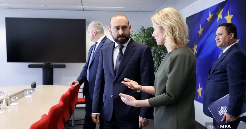 Мирзоян сообщил о готовности к переговорам с Азербайджаном