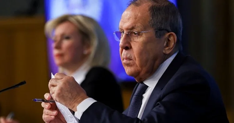 Lavrov İrəvana qəzəblənib: “Erməni kilsəsinə hücum edilməməlidir”