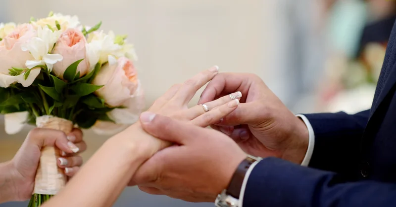 Ədliyyə Nazirliyi: Nikah üçün qohumluq əlaqəsi yoxlanılacaq