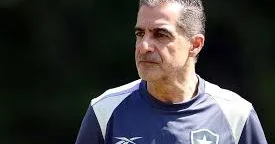 Klublararası dünya çempionatında uduzdular, baş məşqçi istefaya göndərildi