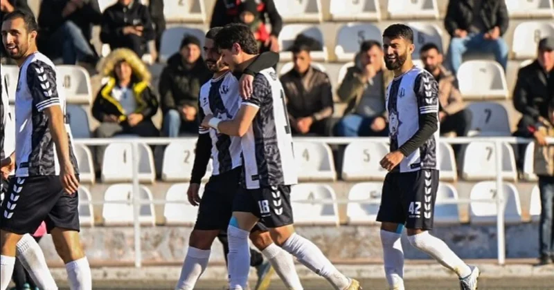 “Karvan” azərbaycanlı futbolçu ilə müqaviıə bağlayır