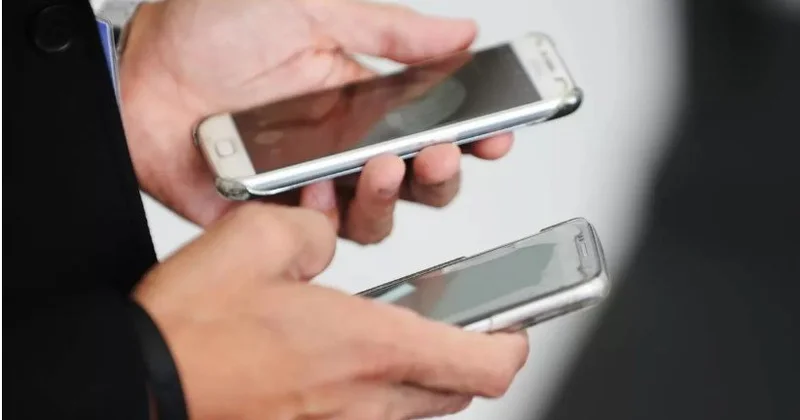 Köhnə telefon və noutbukları atmayın: Onların tərkibindəki qızılı çıxarmağın yolu tapıldı