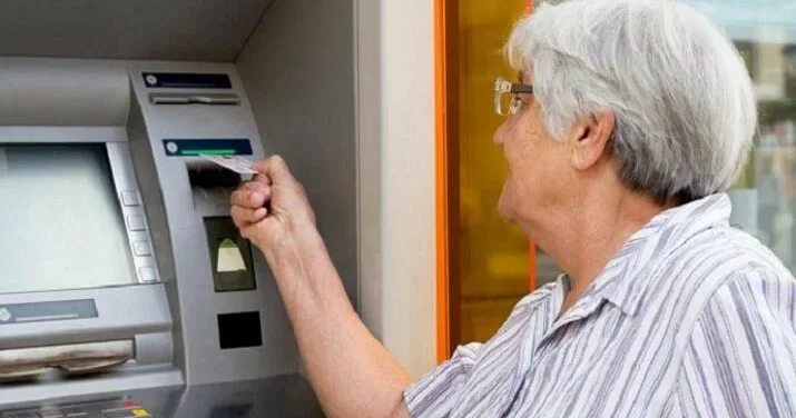 Pensiya yaşı ARTIRILDI İyulun 1 dən QÜVVƏYƏ MİNİR
