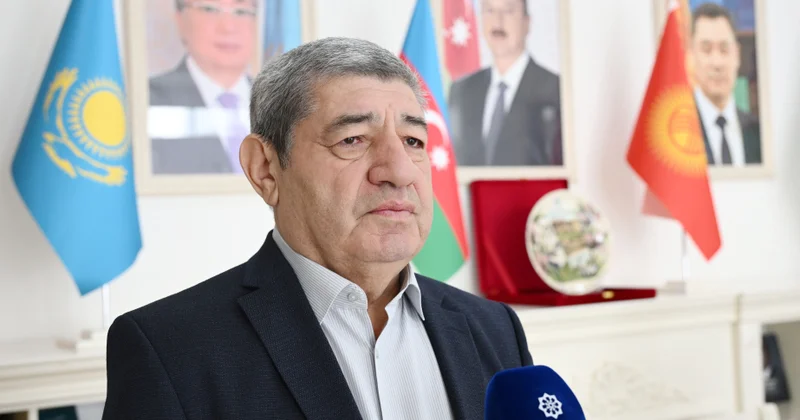 “Birinci Türkoloji Qurultay” kitabında elmi məsələlər aydınlaşır
