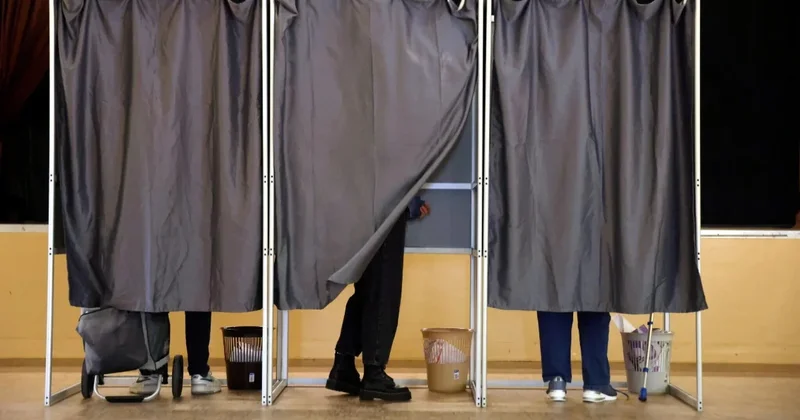 Fransada prezident seçkisinin tarixi bilindi