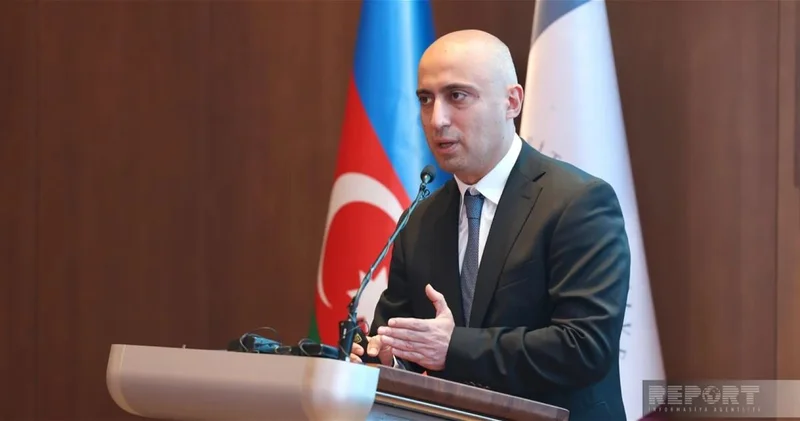Министр: Средняя зарплата учителей в Азербайджане достигла 1030 манатов