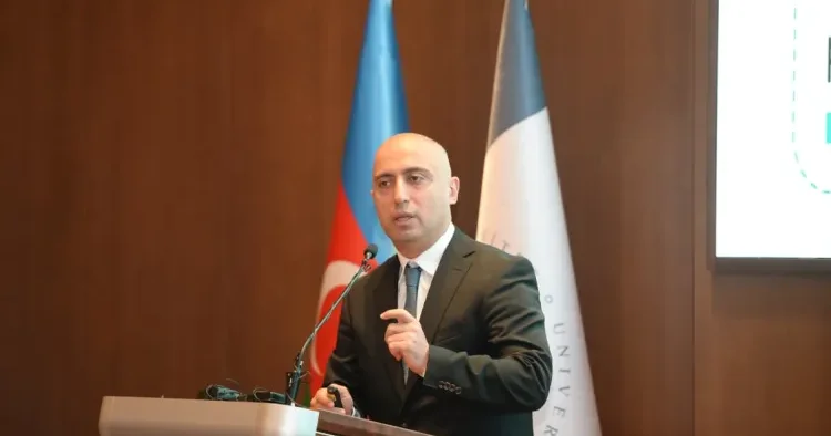 Elə müəllimlər var idi ki, “müəllim”, “qrup” sözünü düzgün yazmırdılar Nazir