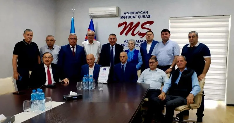 Mətbuat Şurasında əməkdar jurnalist Faiq Qismətoğlunun 70 illiyi qeyd edildi FOTOLAR