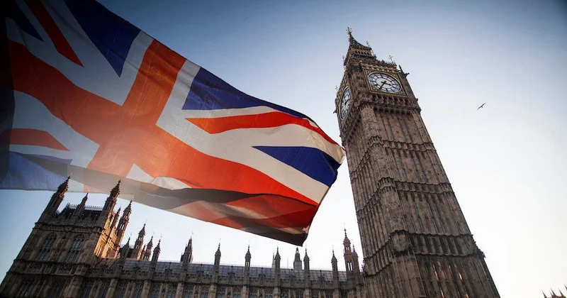 Britaniyada miqrantlarla bağlı qaydalar sərtləşdi