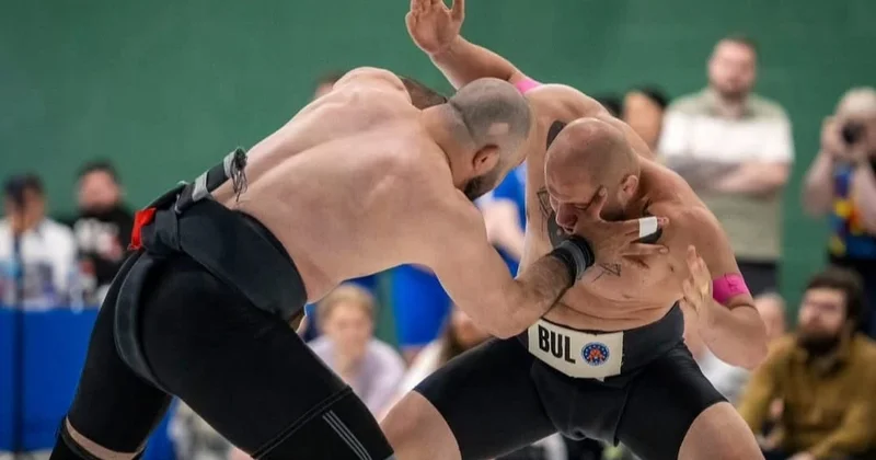 Şotlandiyada sumo üzrə Avropa çempionatında idmançılarımızdan dörd medal FOTO