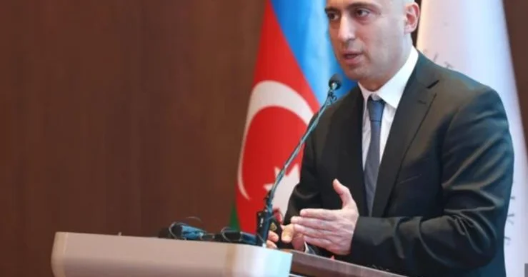 Azərbaycanda müəllim heyətinin orta aylıq əməkhaqqısı 1 030 manatdır
