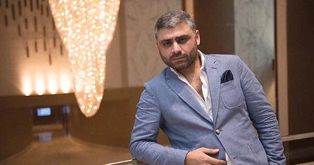 Röya ilə 30 ildir dostuq,1 dəfə aramız dəyməyib