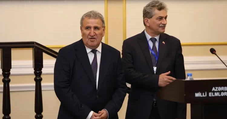 Türk dünyası və beynəlxalq elmi əməkdaşlıq mövzusunda panel müzakirəsi KEÇİRİLDİ