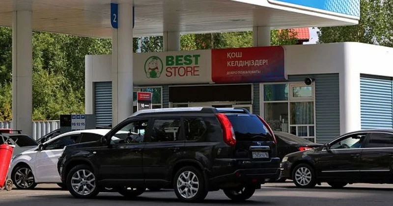 Кремль просит, Астана считает… Газиз Абишев комментирует для
