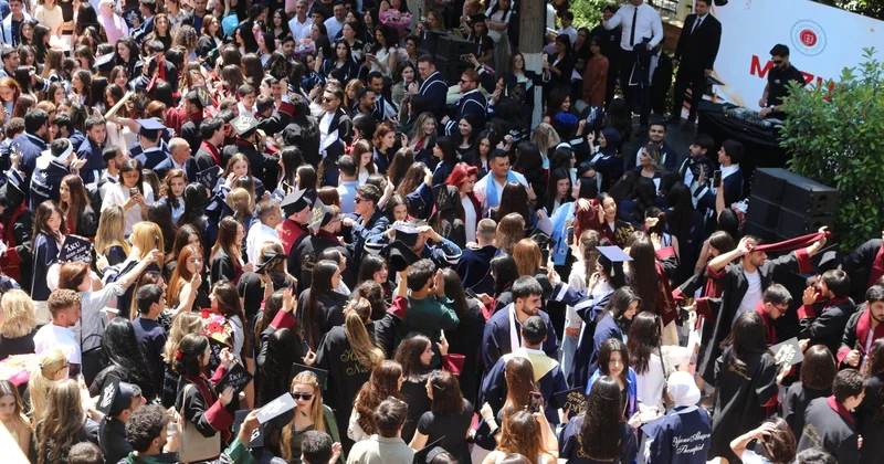 Kooperasiya Universitetində Məzun günü FOTO
